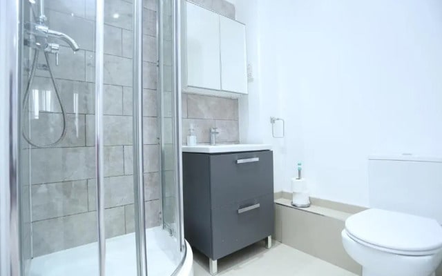 Classic Studio Lytham Up London