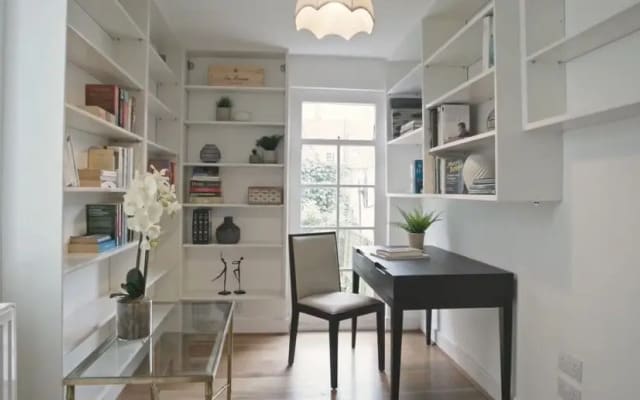 Lovely 5-bed House in London