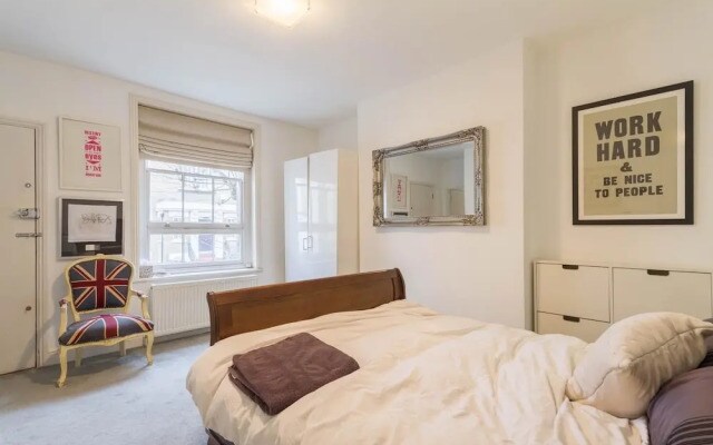 Fantastic 3BD Flat Bethnal Green London Zone 2!