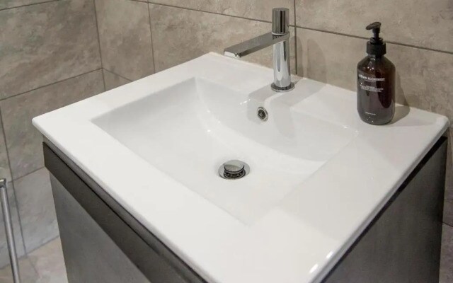 The Quadrant - The Palm Suite