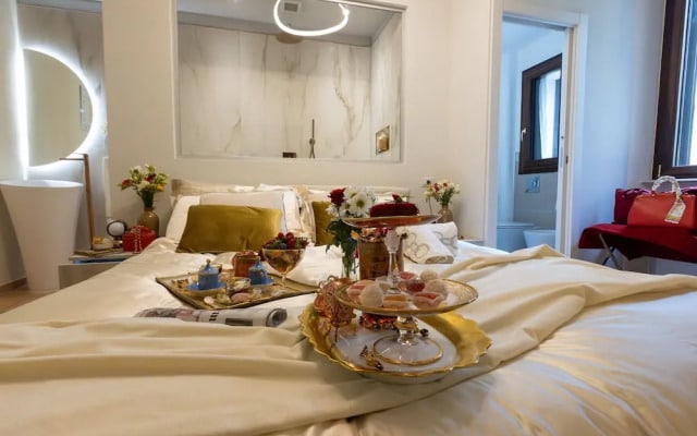 Rosam Via Veneto 15 min Walk From Spanish Steps
