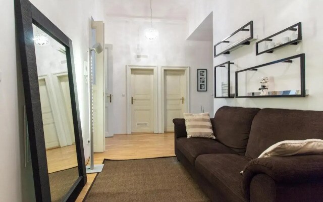 Lesser Town Apartment