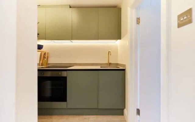 The North Notting Hill Crib Bright 1bdr Flat
