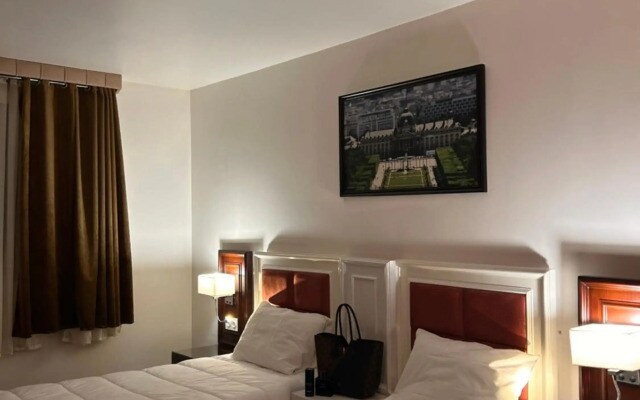 Hotel Grand Paris