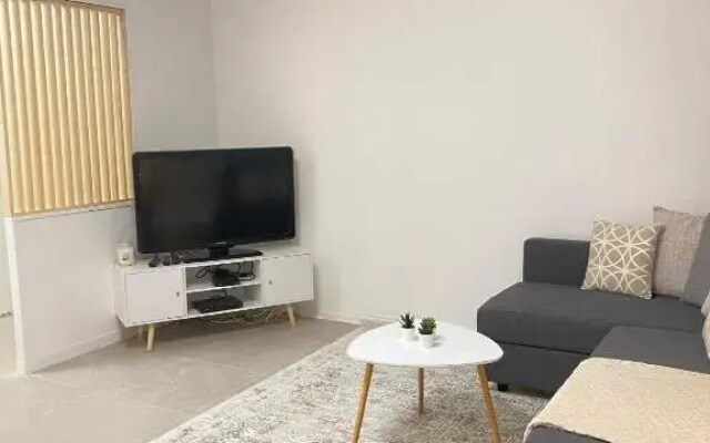 Cosy By DREAM APARTMENTS
