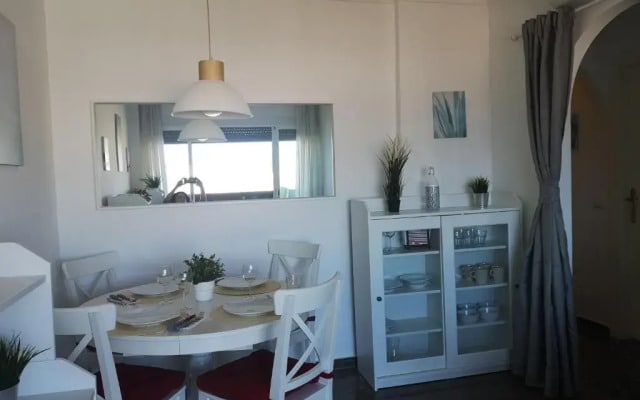 APARTAMENTO 1ª LINEA PLAYA GARAJE PISCINAS TERRAZA