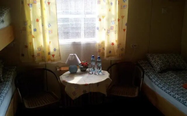 Hostel i Pokoje Gościnne Na Wodzie Aldona Anita