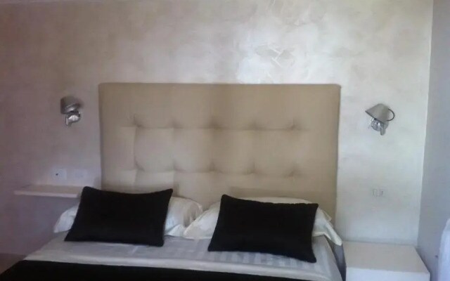 Aurelia Palace
