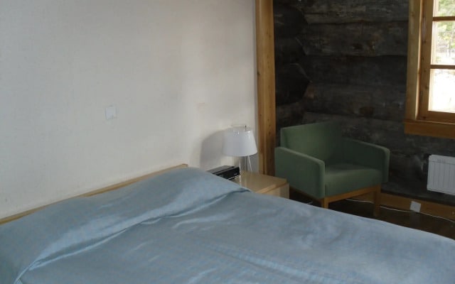 Saarikejo Log Chalet