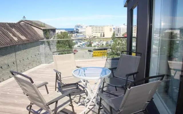 Kotimaailma Apartments 1BR Foorum Centre