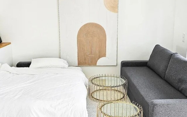 Luxus Neubau 65m2 City Wohnung- Re