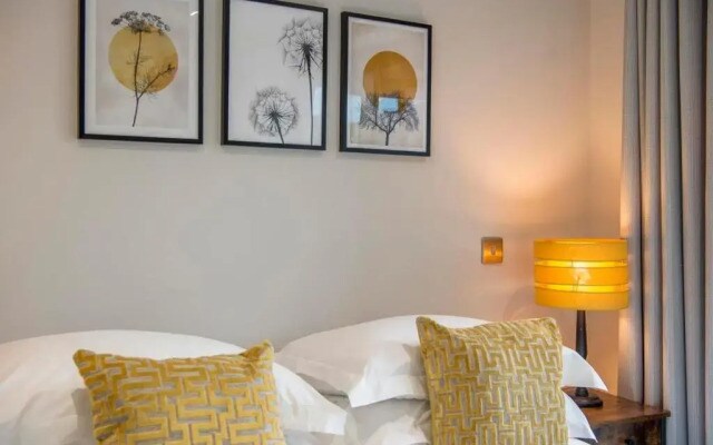 The Quadrant - The Botanical Suite