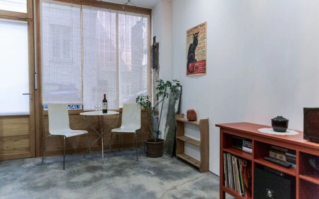 Montmartre Apartments Chagall