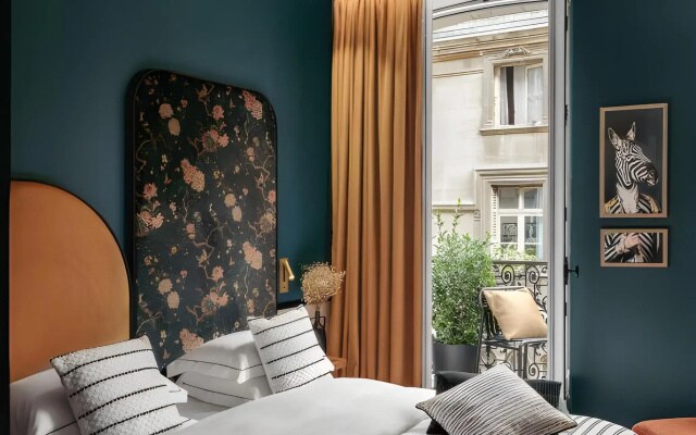 Dandy Hotel