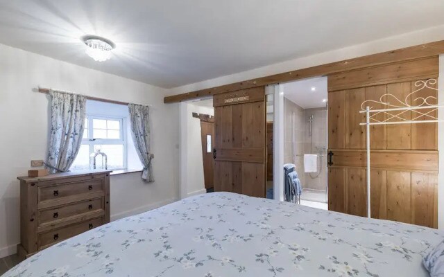 The Stables at Brambles Farm - Sleeps 2, Wifi