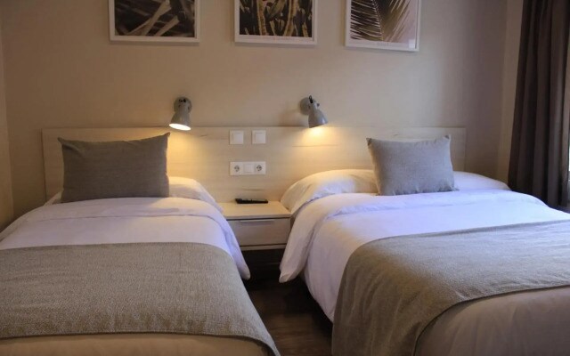 Hostal La Romànica