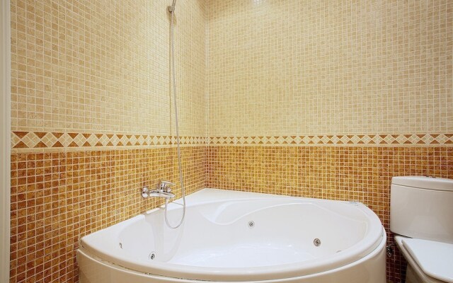Big Apartment 2 Bedrooms & 2 Bathrooms. Chamberí