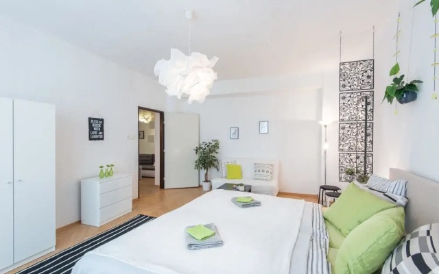 Lodecka apartment