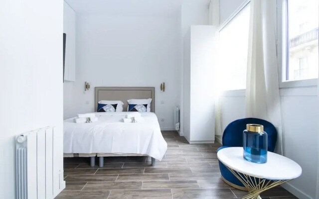 Dreamyflat - Abbesses