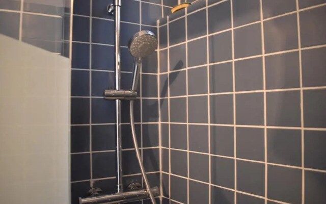 2 Bedroom Flat on Quai de Valmy
