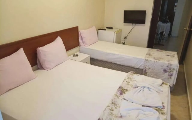 Sah Hotel