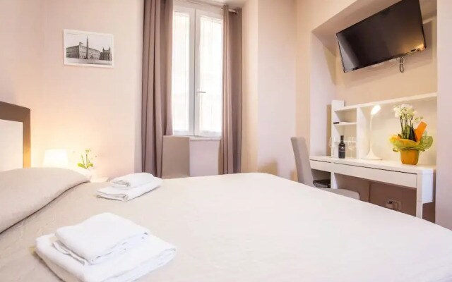 Azzurra Guest House