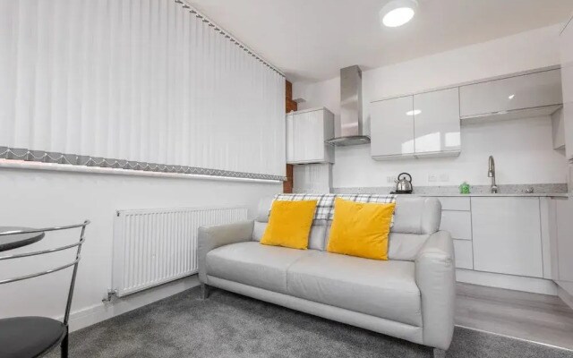 Platform Theatre Studio