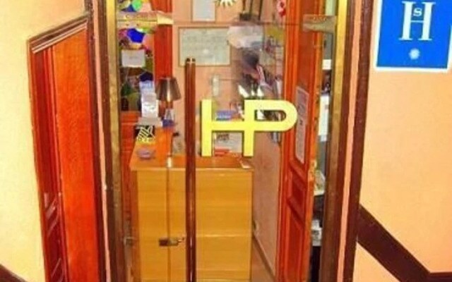 Hostal Plaza DOrt