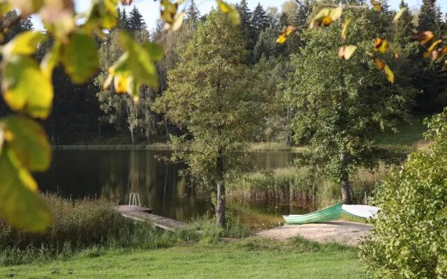 Ööbikuoru Villa