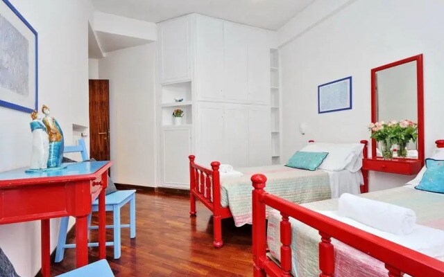 TreasureRome Family 3BR by Colosseo