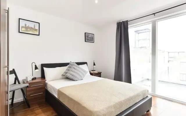 Oxford Apartments