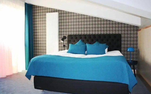 KURSHI Hotel & SPA