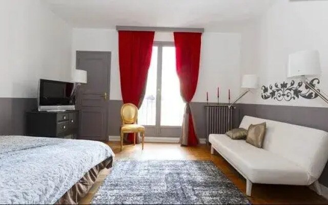The Suite - Tour Eiffel