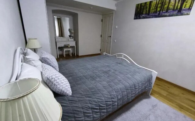 Romantic suite with sauna, free parking