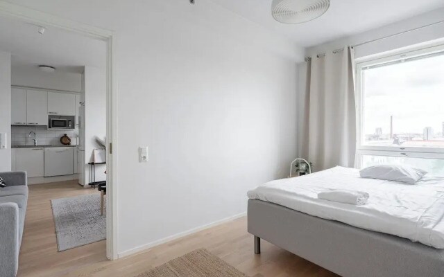Stunning Views 1BR Home with Sauna and Balcony
