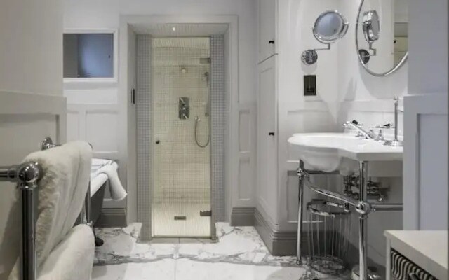 The Marlborough Suite