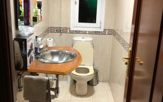 Luxurious 5 Bedroom Apartment in Moncloa-Aravaca