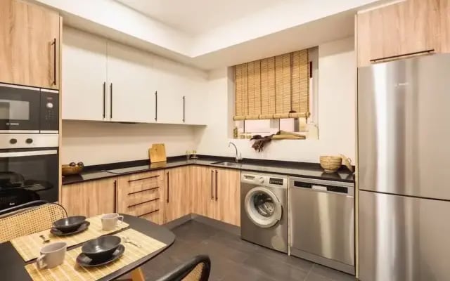Tate - 3 Bedrooms in Salamanca