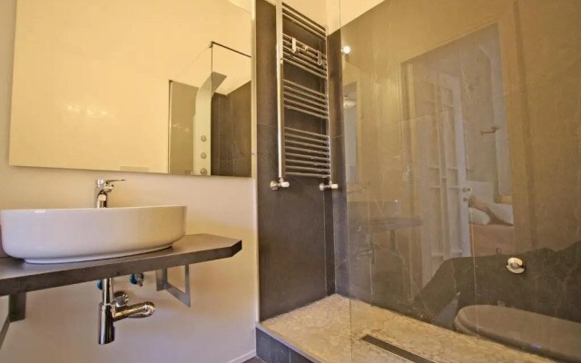 Monti Luxury