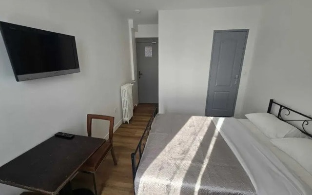 Hotel de l'Europe Pantin