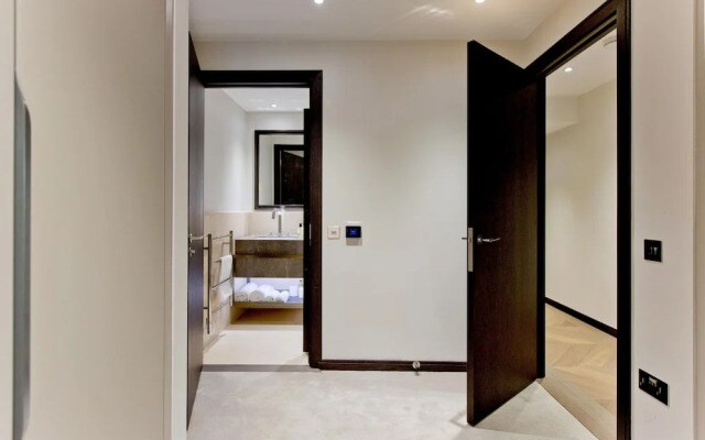 3-bed Deluxe Apt 413