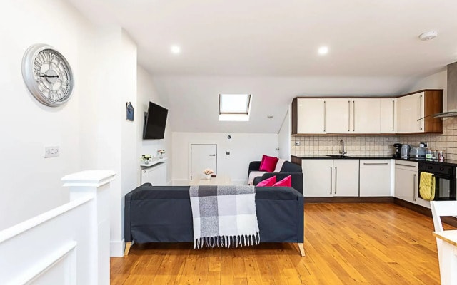 St. Johns Hill Penthouse