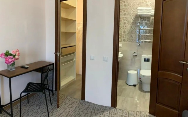 Zolotaya Gavan Private House