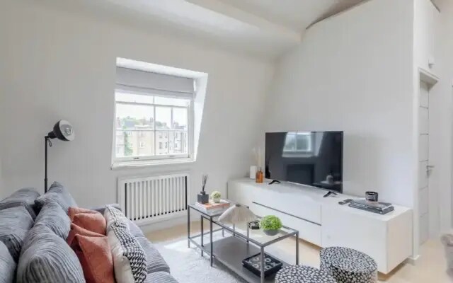 Stylish 1BD Flat 5 Mins to Harrods- Knightsbridge