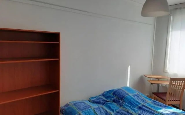50m2 FREE Parking and Laundry 25min to Center