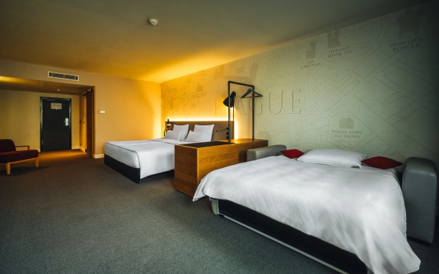 Hotel PULSE8