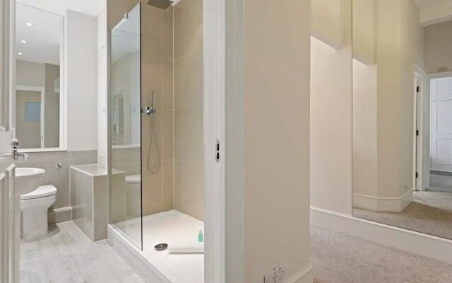 Cosy Duplex Apartment In the Heart of Marylebone