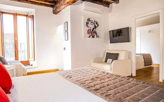 Trevi Queen Apartments
