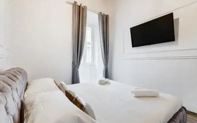 New!! Trevi Fountain - Romedreamhome