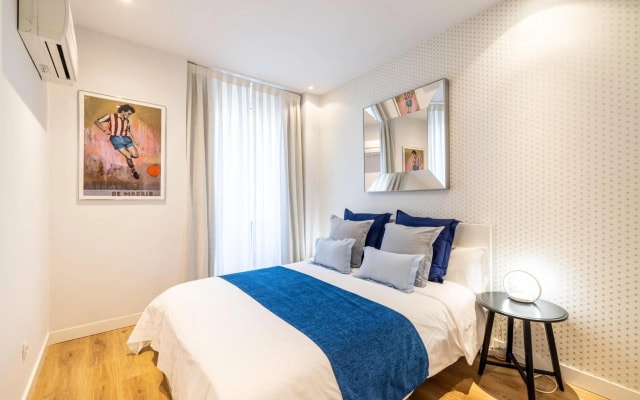 mi casa en Madrid- spacious apartments Callao Gran Via